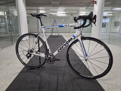 Cervelo R3 58cm (6.9kg) maantiepyörä käytetty