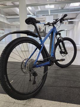Trek Powerfly 4 625Wh M-koko sähköpyörä käytetty