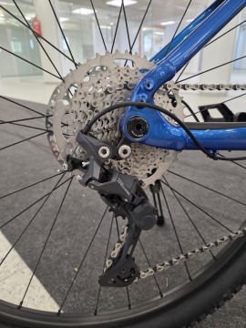 Trek Powerfly 4 625Wh M-koko sähköpyörä käytetty