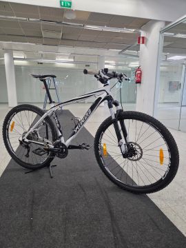 Specialized Carve Expert 29 L-koko käytetty