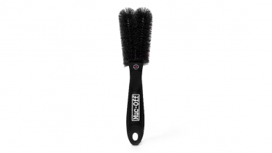 Muc-Off Two Prong Brush