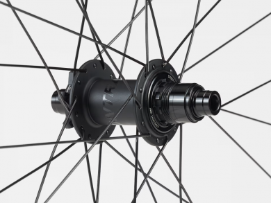 Bontrager Line Comp 30 TLR Boost 29" takakiekko